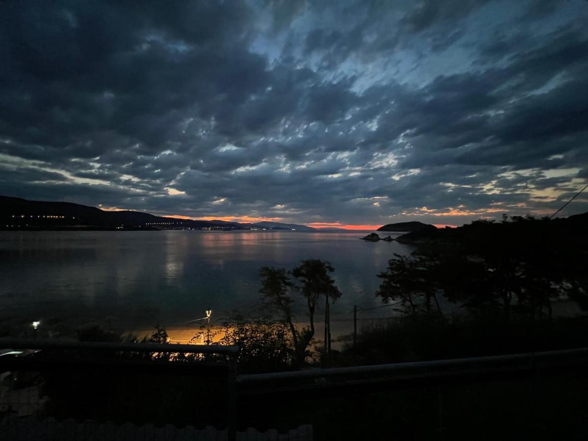 Kallithea Nea Iraklitsa Bagian luar foto